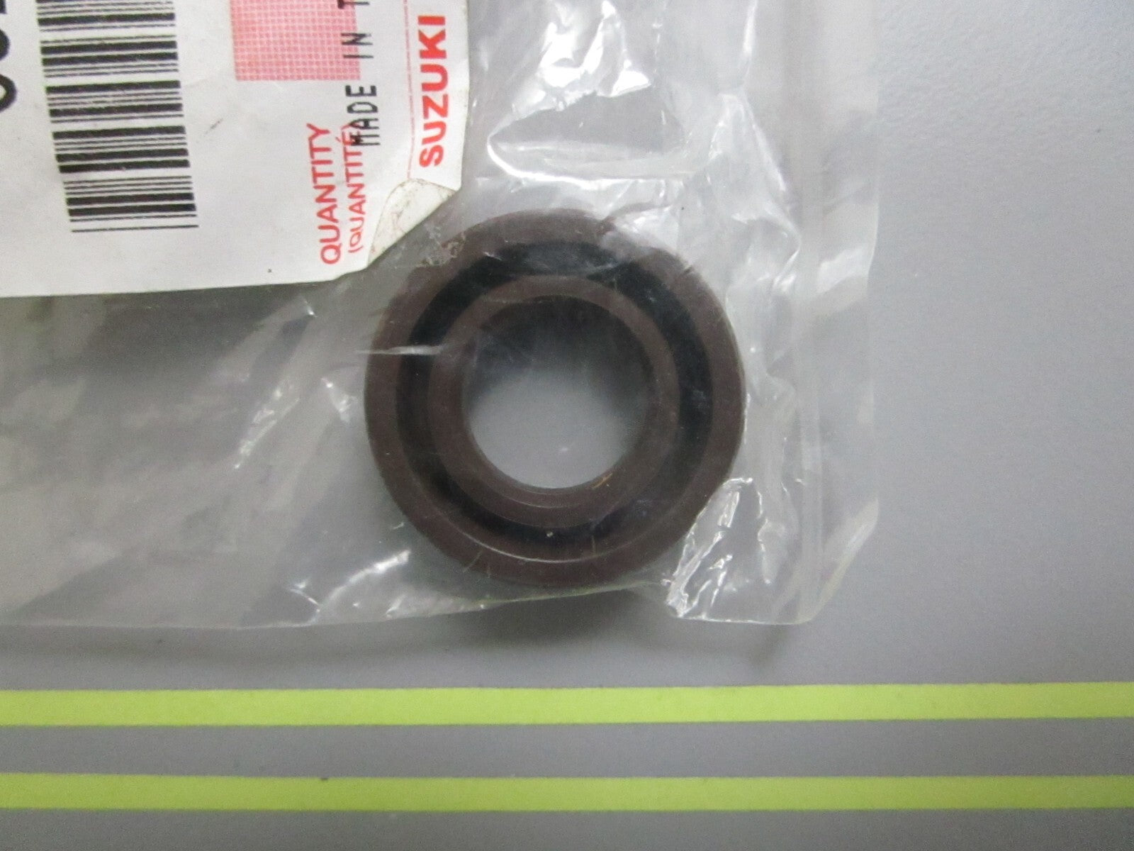 *NEW OEM* 0810 Suzuki Oil Seal 09282-12L04
