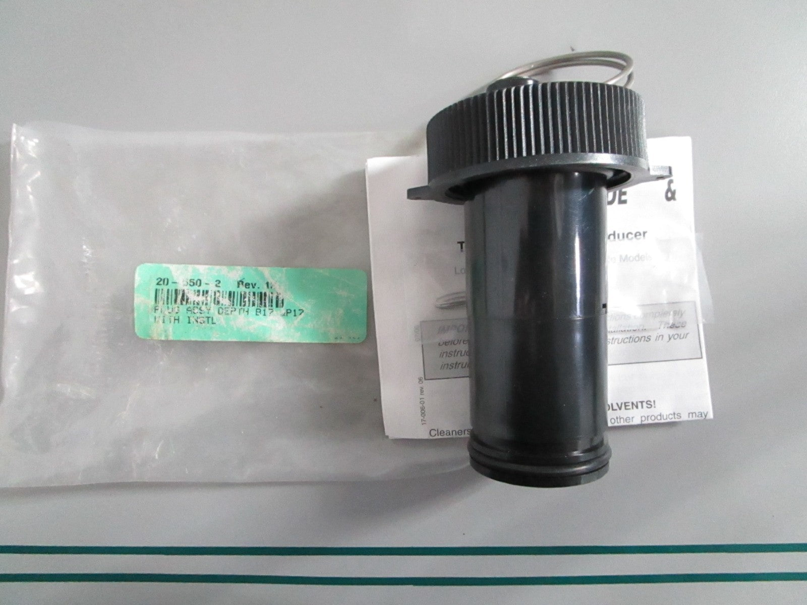 NEW OEM 20-550-2 205502 Airmar Thru-Hull Transducer Plug 0820