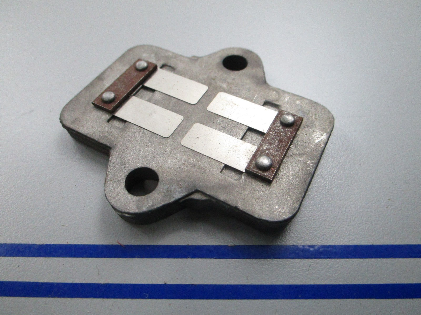 NEW OEM 470102A Tecumseh Reed Plate 0810