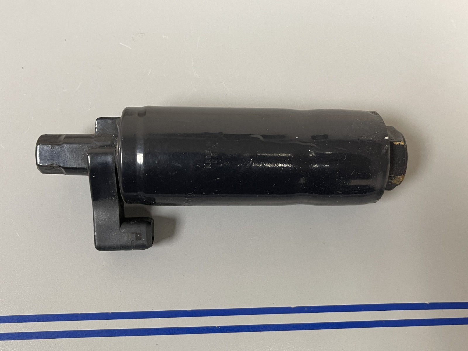 NEW OEM Volvo Penta 3858261 Fuel Pump 0670