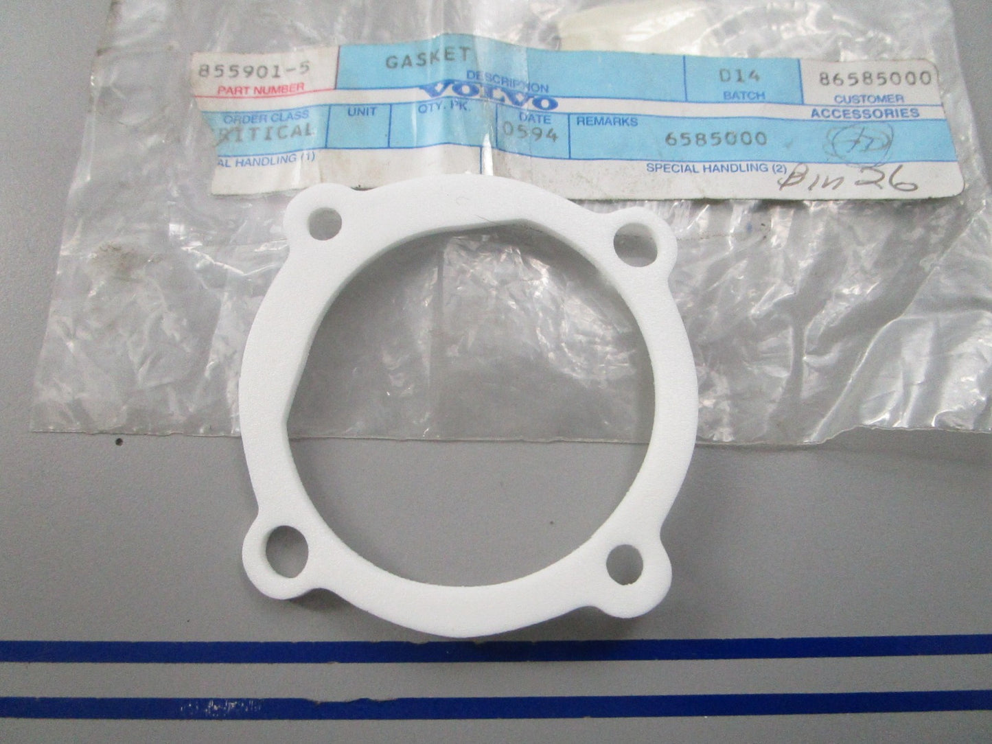 NEW OEM 855901 Volvo Penta Gasket 0810
