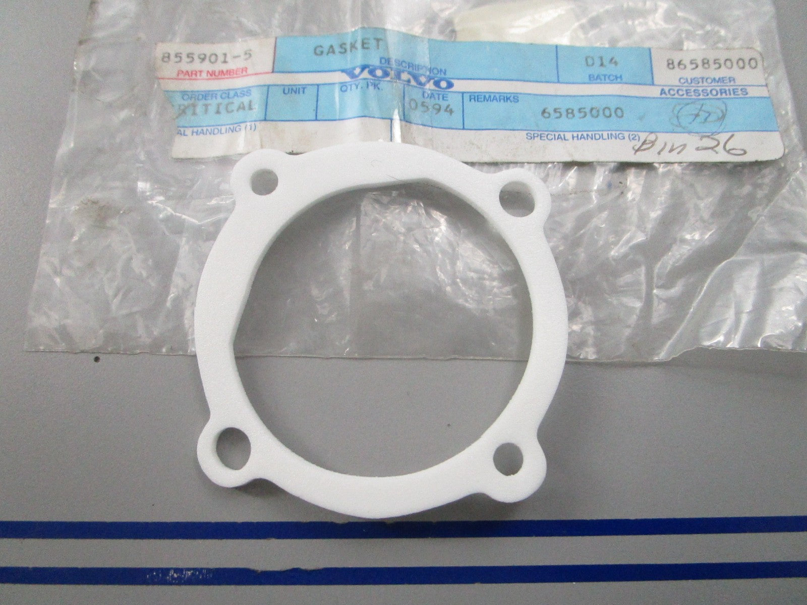 NEW OEM 855901 Volvo Penta Gasket 0810