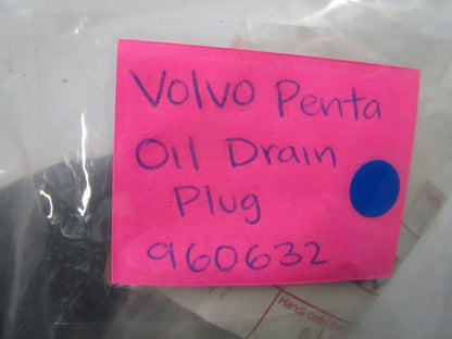 *NEW OEM* 0810 Volvo Penta Oil Drain Plug 960632
