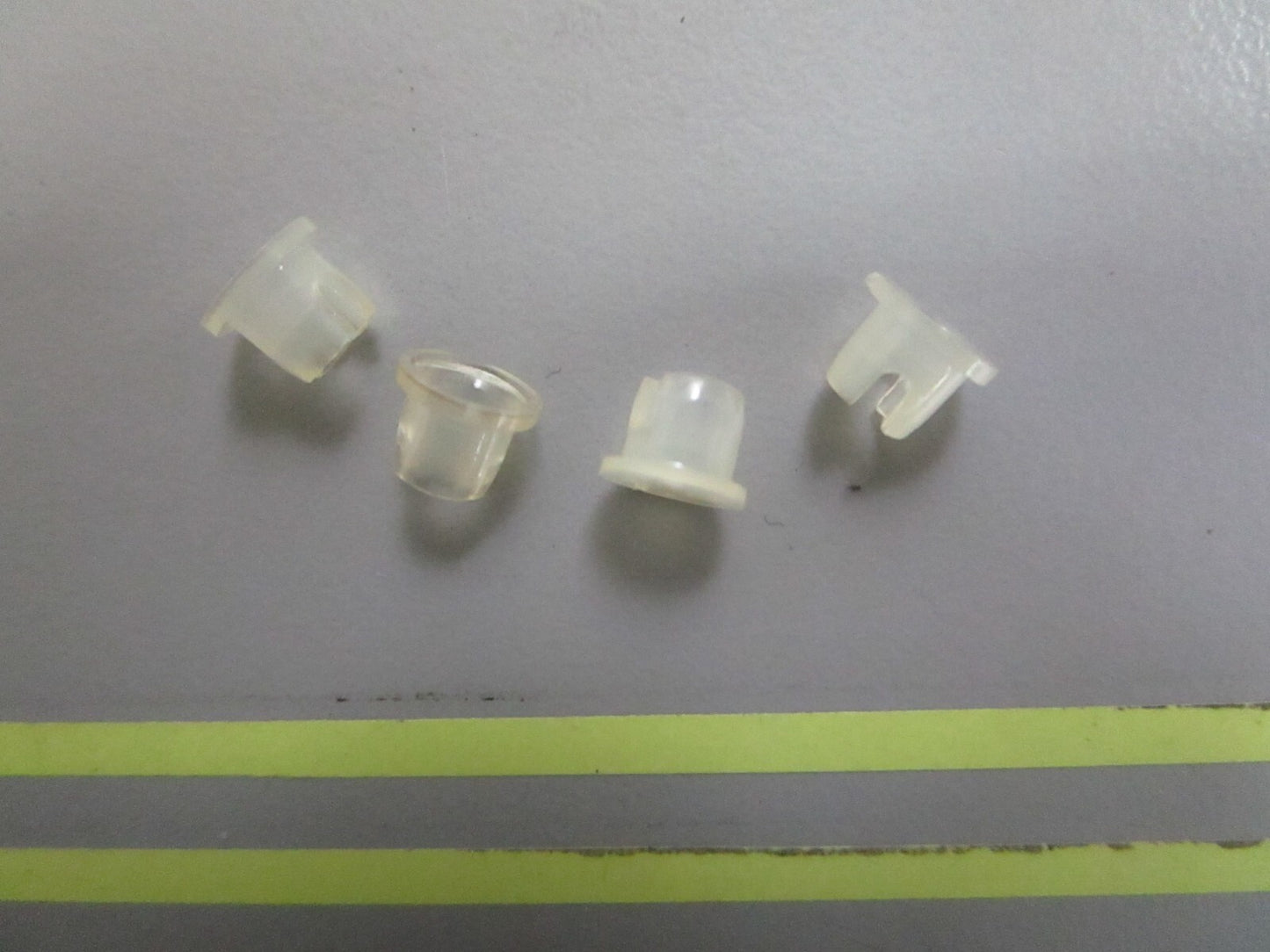 *NEW OEM* (LOT OF 4) 0810 OMC Johnson Evinrude Bushing 304216 0304216
