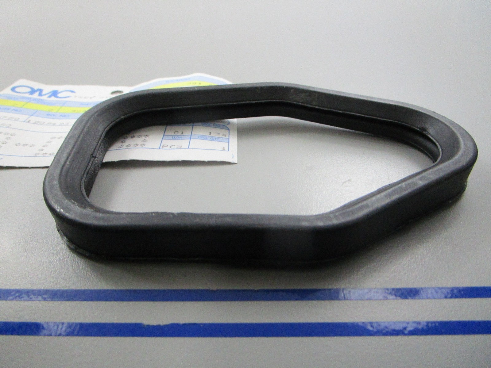 *NEW OEM* 0810 OMC Johnson Evinrude Seal 324937 0324937