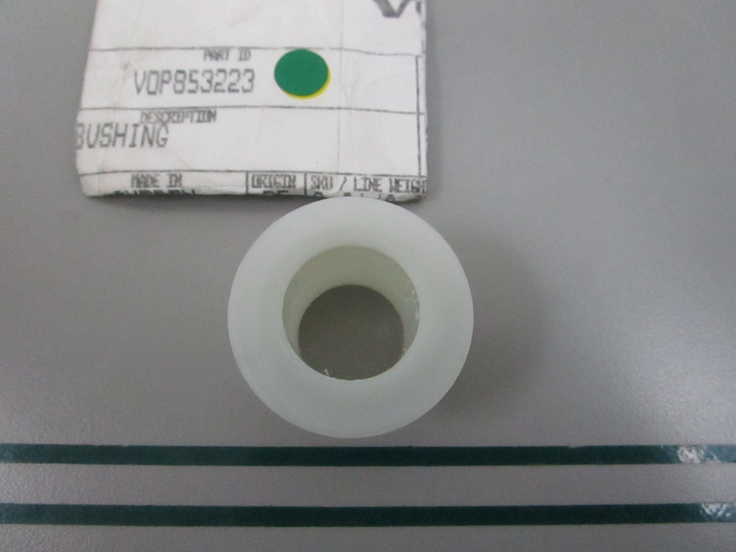 NEW OEM 853223 Volvo Penta Bushing 0810