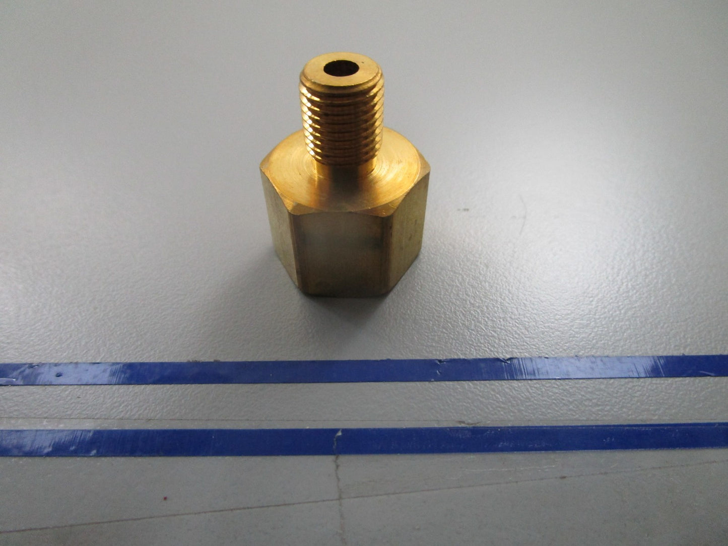 *NEW OEM* 0810 Mercury Quicksilver Fitting 22-805027