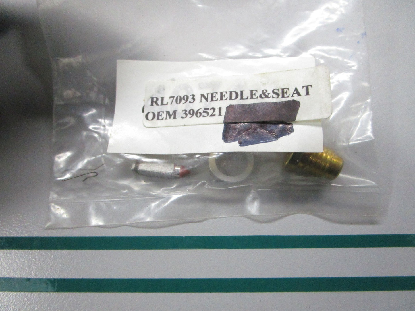 NEW RL7093 Replaces: 396521 Red Line Needle & Seat 0810