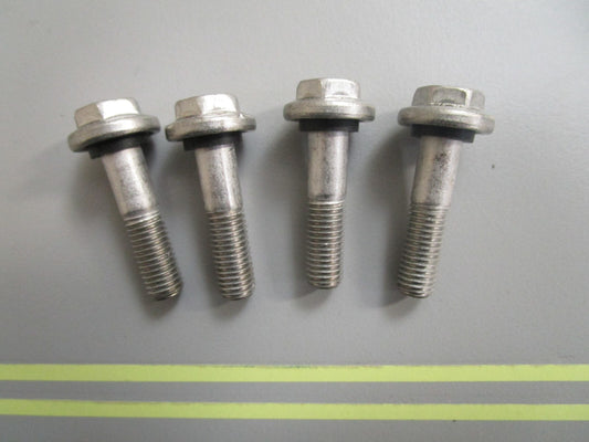 *NEW OEM* (LOT OF 4) 0810 OMC Johnson Evinrude Screw 317763 0317763