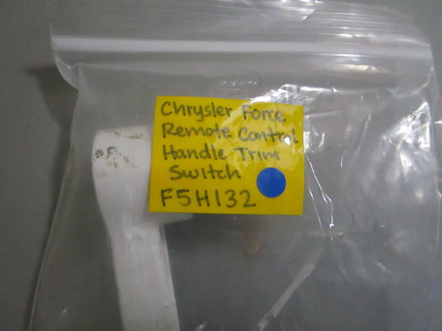 *NEW OEM* 0720 Mercury Chrysler Force Remote Control Handle & Trim Switch F5H132