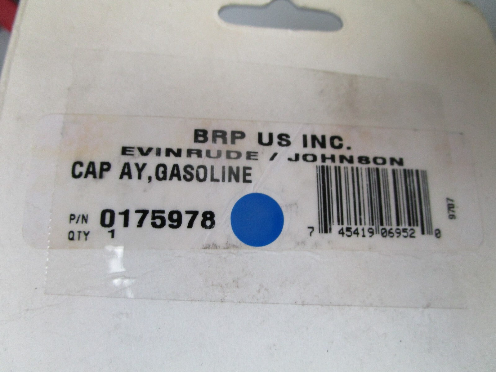 *NEW OEM* 0720 OMC Johnson Evinrude Gasoline Cap Assembly 175978 0175978