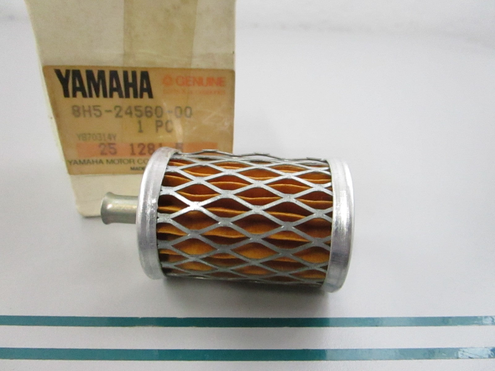NEW OEM 8H5-24560-00-00 Yamaha Fuel Filter 0810