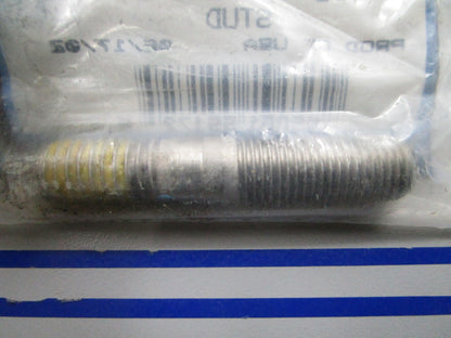 *NEW OEM* 0810 Mercury Quicksilver Stud 16-57984 1
