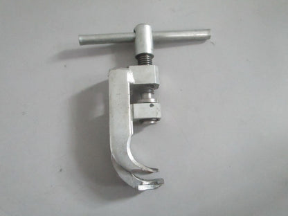 NEW OEM 9995022 Volvo Penta Press Tool 0820