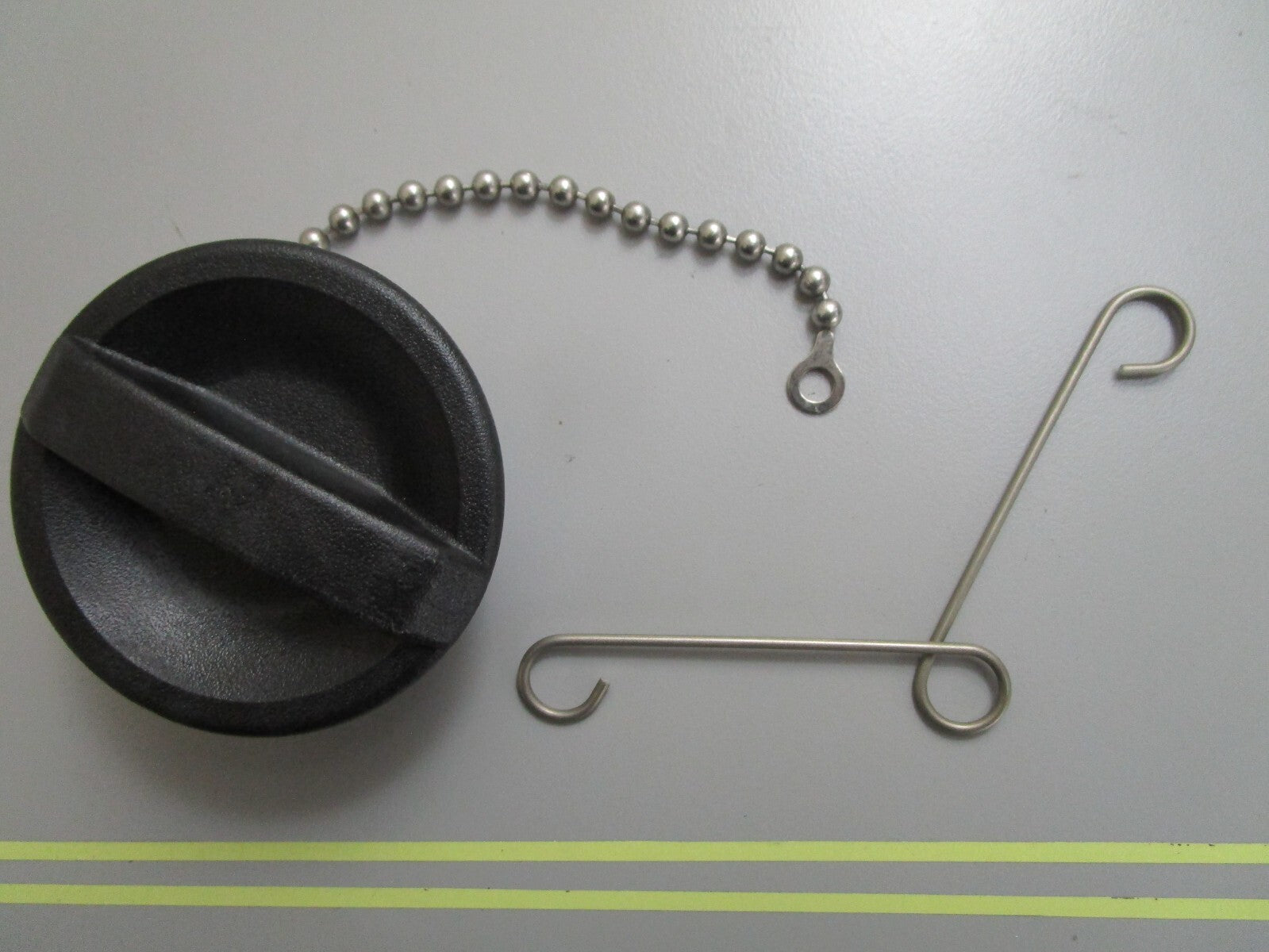 *NEW OEM* 0810 Mercury Quicksilver Cap Assembly 36-19070A1