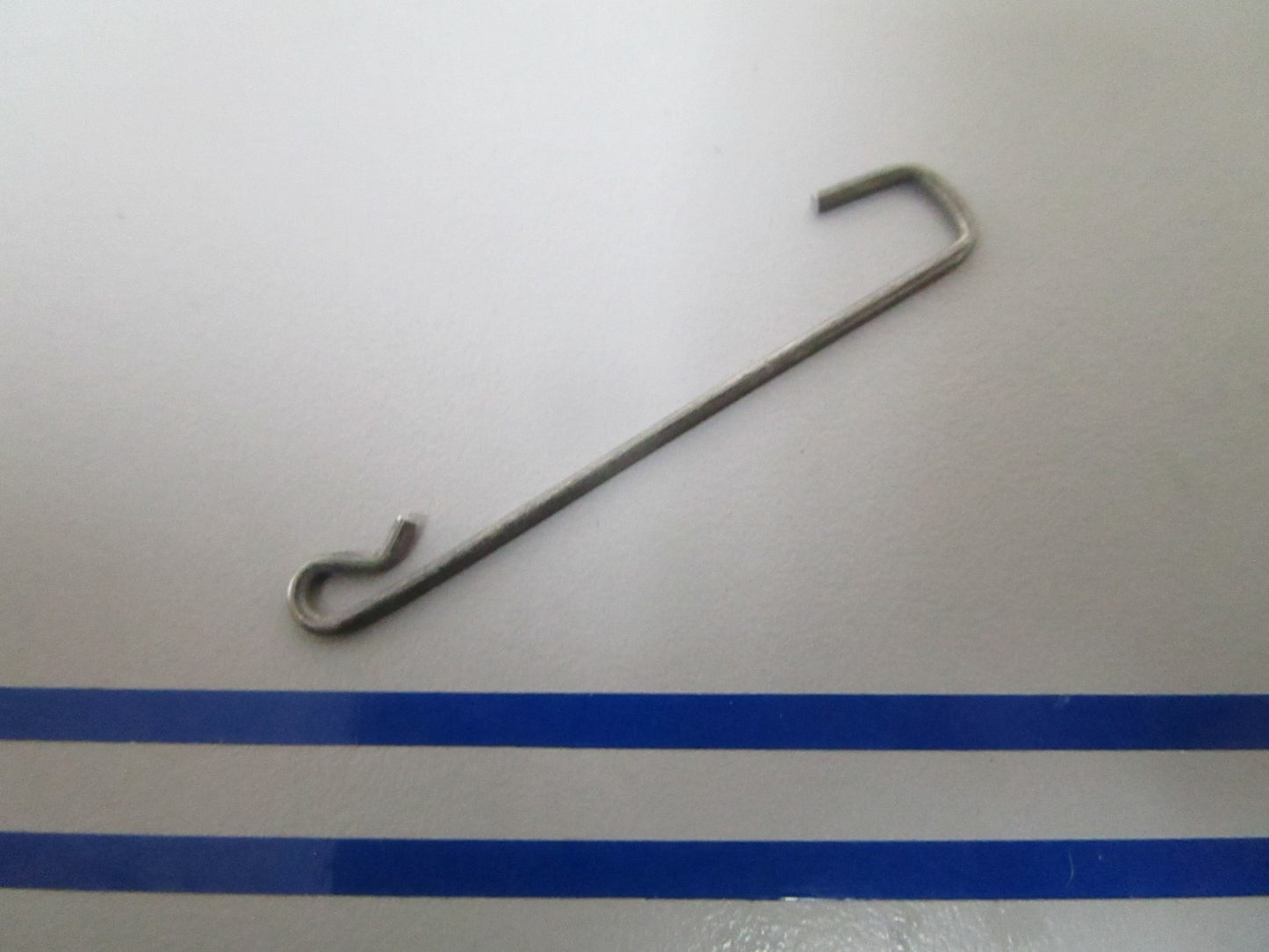 NEW OEM 203725 0203725 OMC Johnson Evinrude Starter Pawl Spring 0810