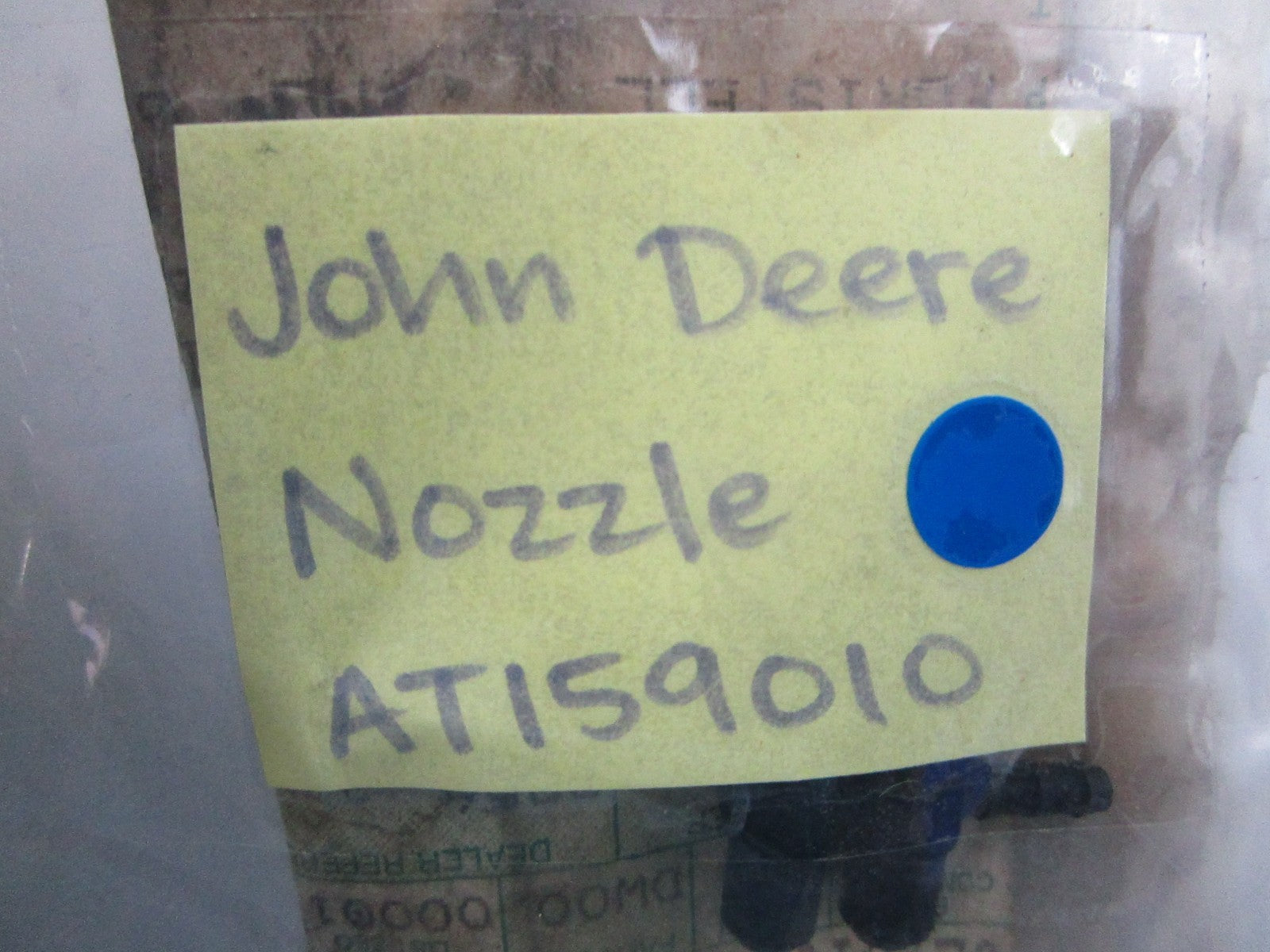 NEW OEM AT159010 John Deere Nozzle 0810