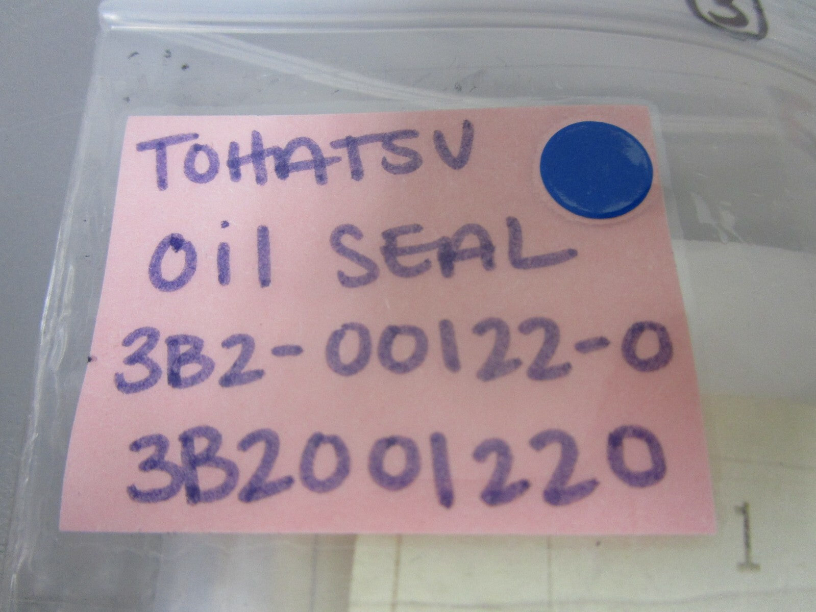 *NEW OEM* 0810 Tohatsu Oil Seal 3B2-00122-0 3B2001220
