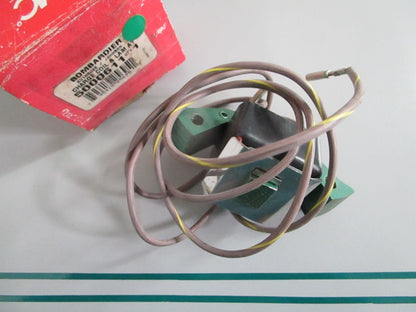 NEW OEM 5000611 OMC Johnson Evinrude Charge Coil & Lam Assy 0820