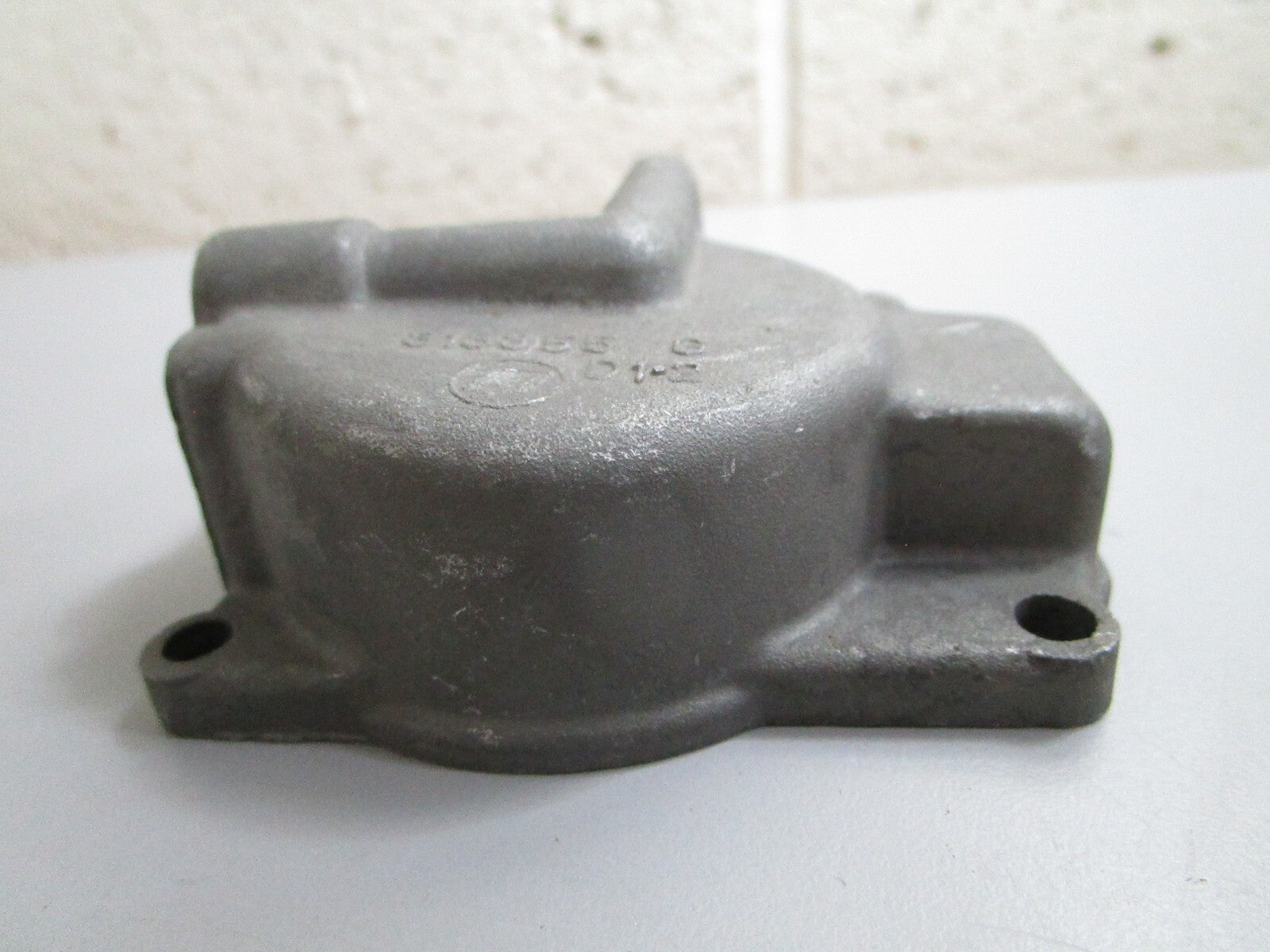 *NEW OEM* 0820 OMC Johnson Evinrude Float Chamber 383319 0383319