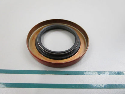 NEW OEM UF0144E0 NOK Oil Seal 0810