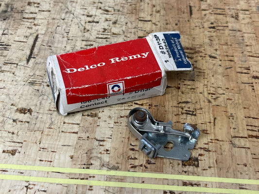 *NEW OEM* 0810 Delco Contact Set 12338661 D108P