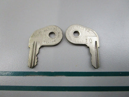 NEW OEM (LOT OF 2) 501785 0501785 OMC Johnson Evinrude 73-20 Ignition Key 0810