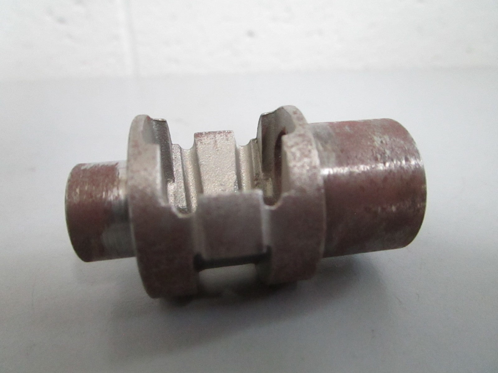 *NEW OEM* 0820 Volvo Penta Eccentric Piston 813943