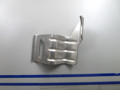 *NEW OEM* 0810 OMC Johnson Evinrude Timing Pointer 350927 0350927