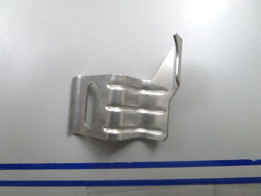 *NEW OEM* 0810 OMC Johnson Evinrude Timing Pointer 350927 0350927