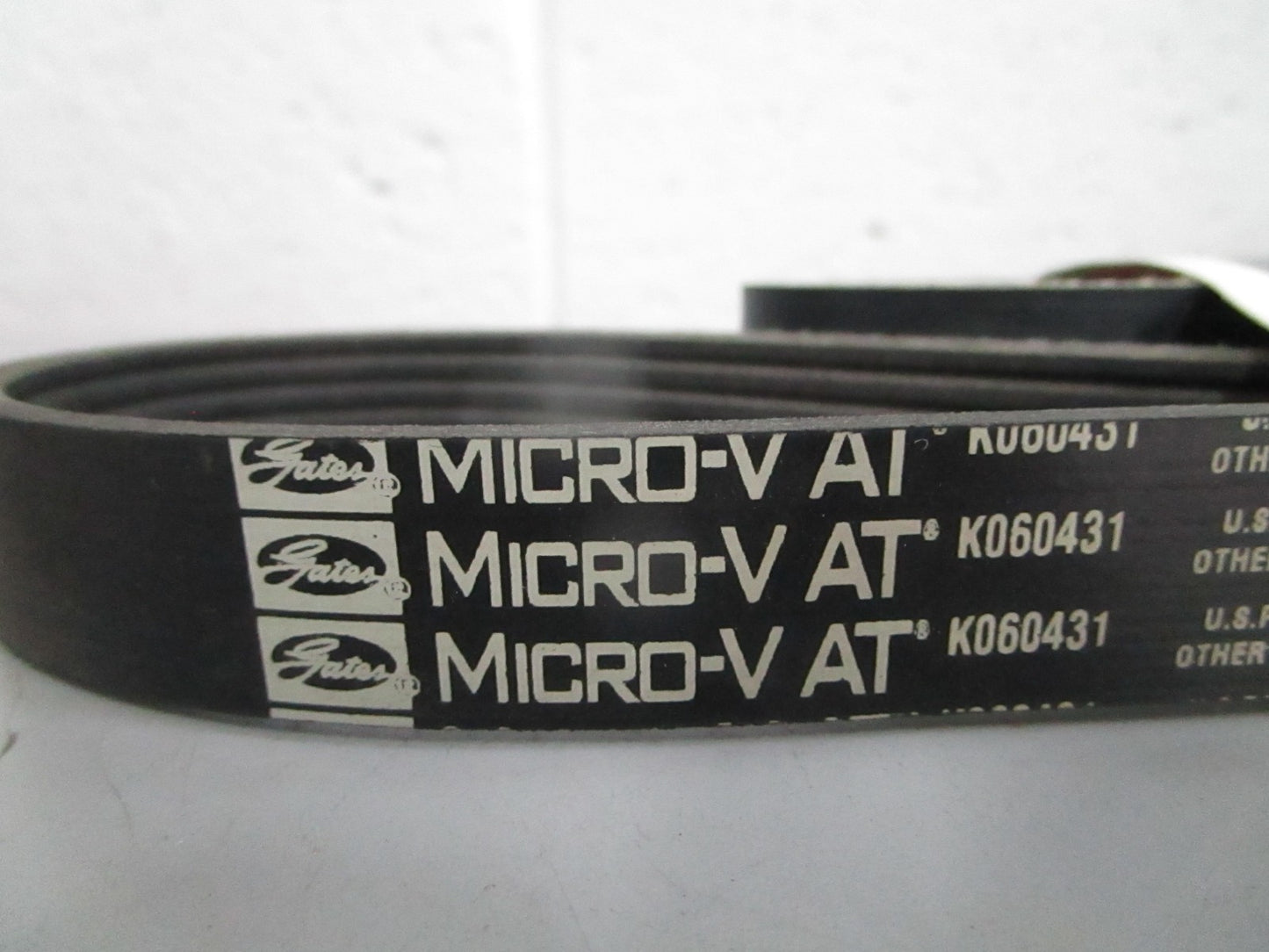 NEW K060431 Gates Century Series Micro-V Serpentine Belt 0820