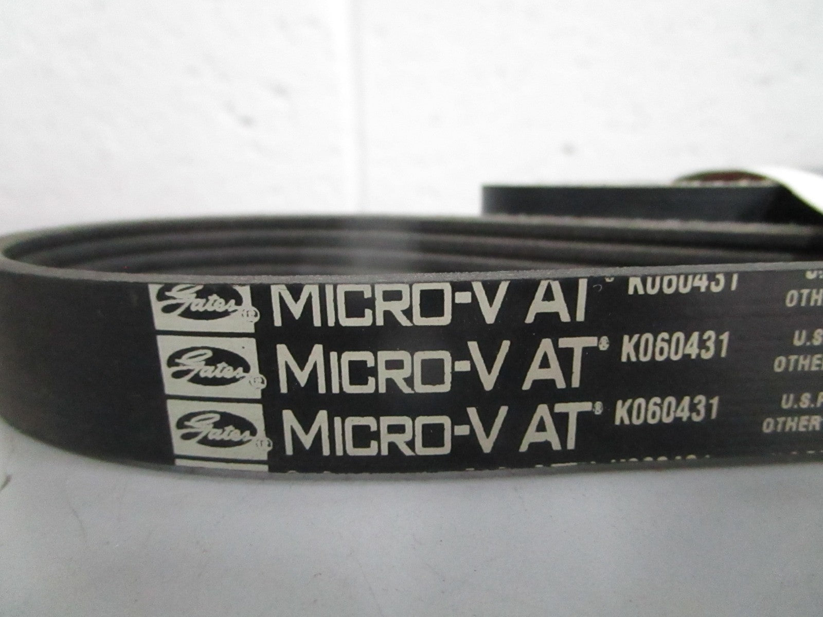 NEW K060431 Gates Century Series Micro-V Serpentine Belt 0820