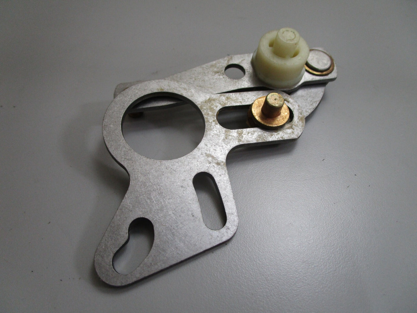 *NEW OEM* 0820 Suzuki Plate Assy 67220-95620