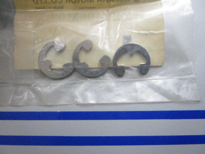 *NEW OEM* (LOT OF 3) 0810 Yamaha Circlip 93430-06M02-00