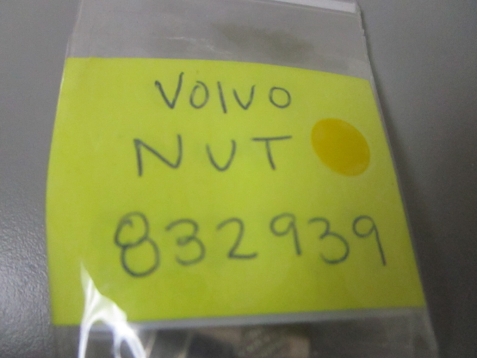 *NEW OEM* 0810 Volvo Penta Nut 832939