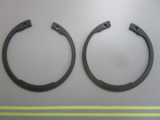 *NEW OEM* (LOT OF 2) 0810 Volvo Penta Snap Ring 914533