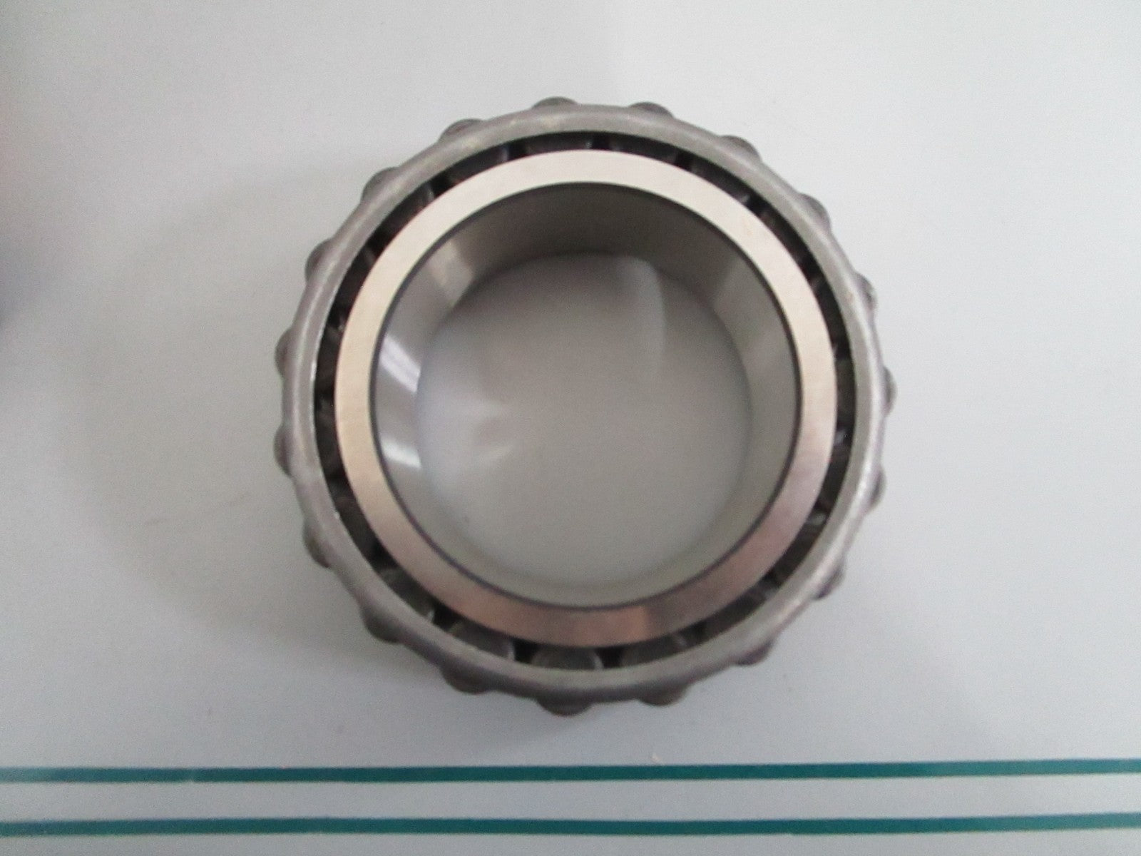 NEW OEM 560 Timken Tapered Roller Bearing 0820
