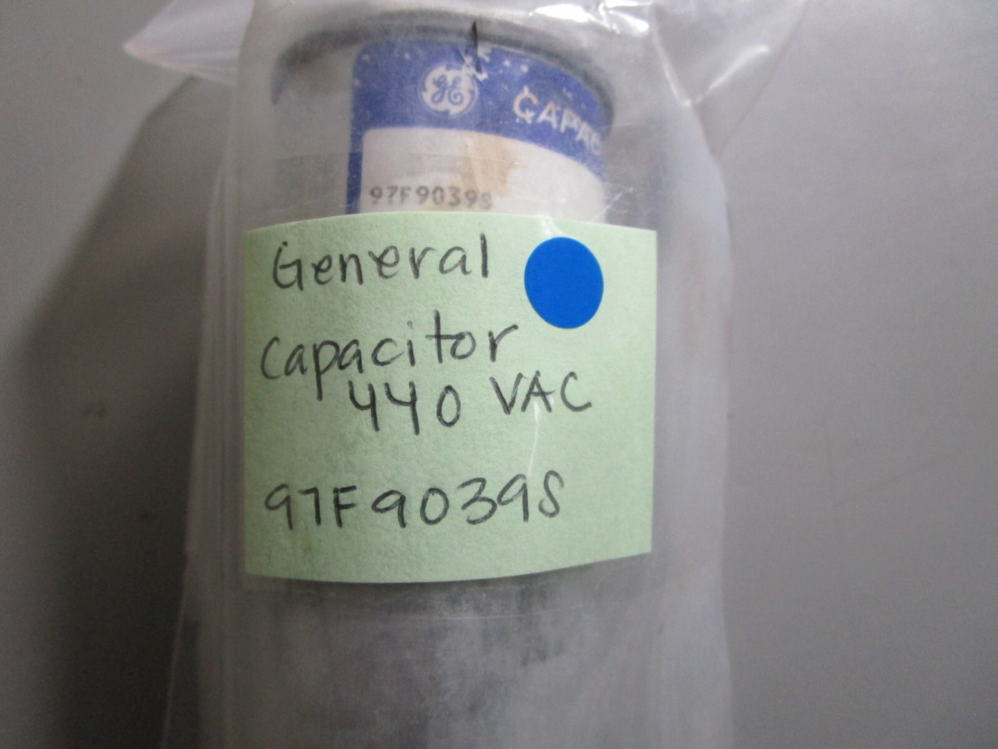 *NEW OEM* 0810 General Electric Capacitor 440 VAC 97F9039S