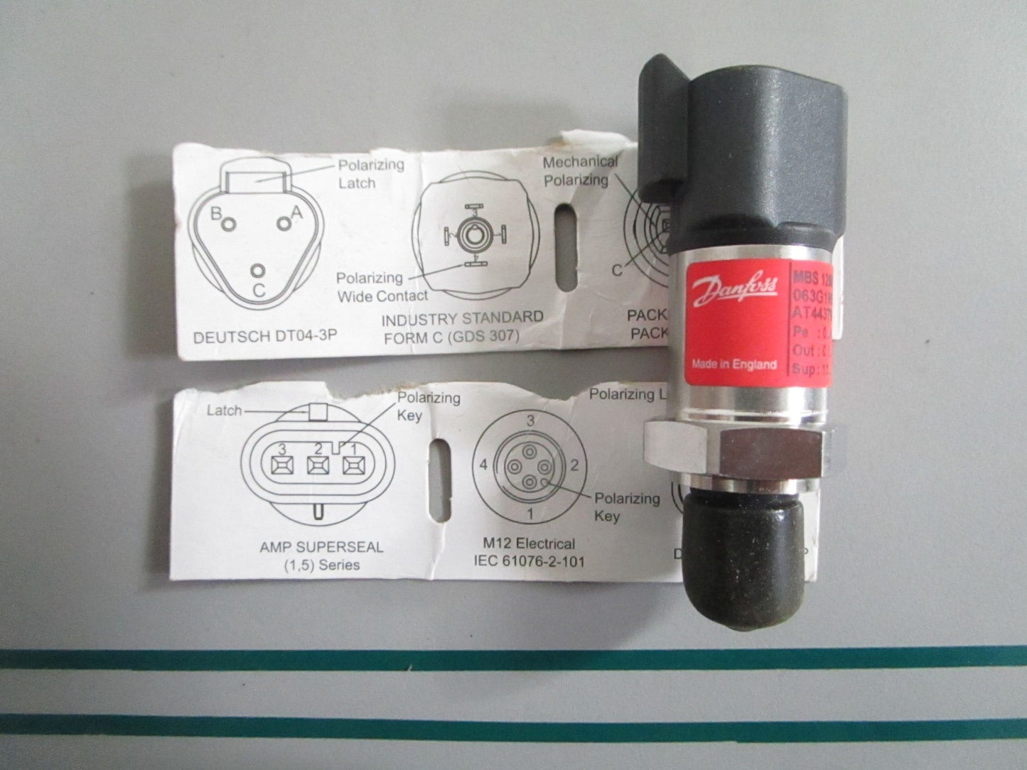 NEW OEM AT443796 John Deere Hydraulic Pump Pressure Sensor 0820