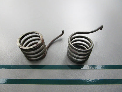NEW OEM (LOT OF 2) 18152-90000 Suzuki Spring 0810
