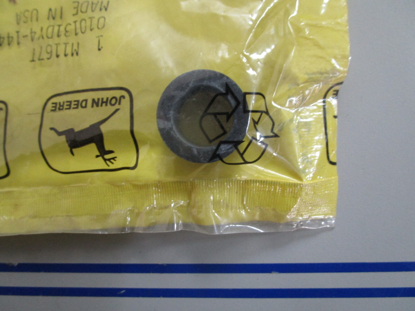 *NEW OEM* 0820 John Deere Bushing M1167T