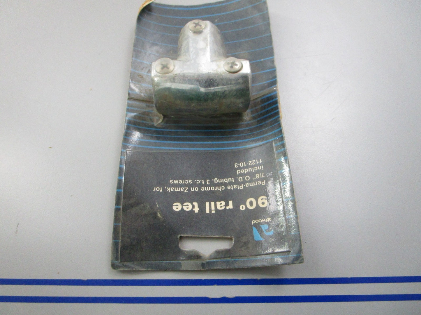 NEW OEM 1122-10-3 Attwood 90 Degree Rail Tee 0810