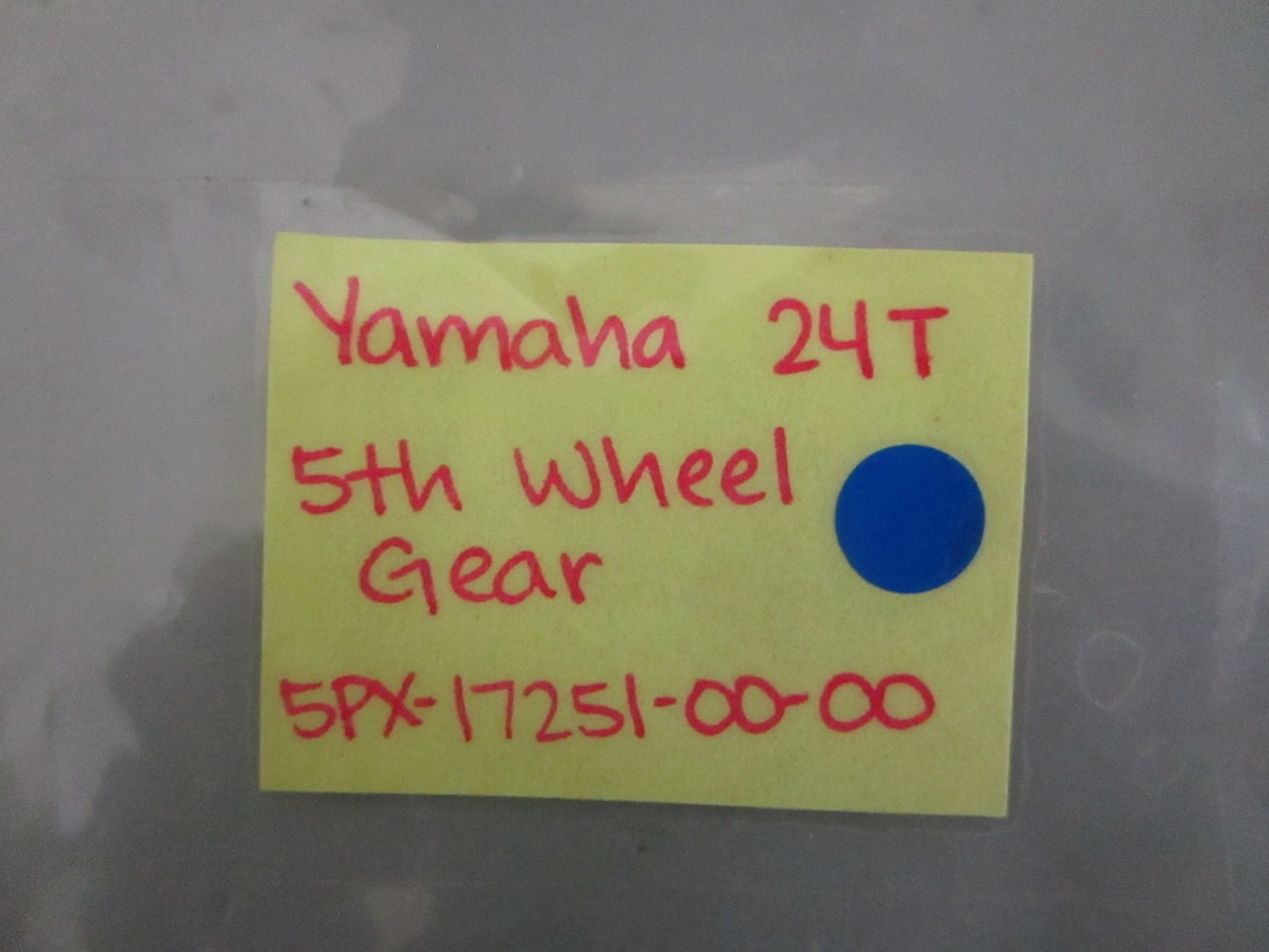 NEW OEM 5PX-17251-00-00 Yamaha 24T 5th Wheel Gear 0820
