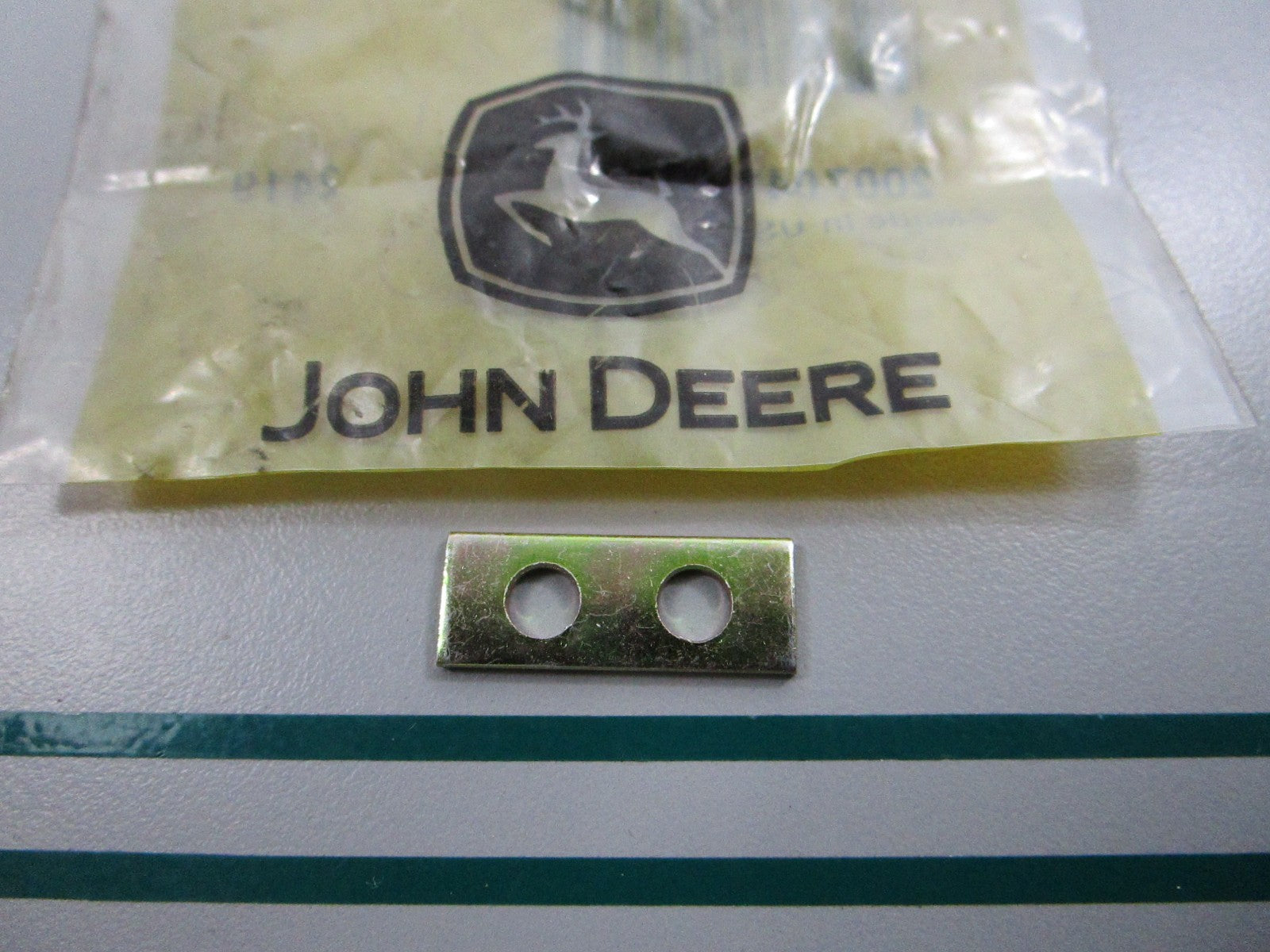 NEW OEM M94087 John Deere Bar 0810