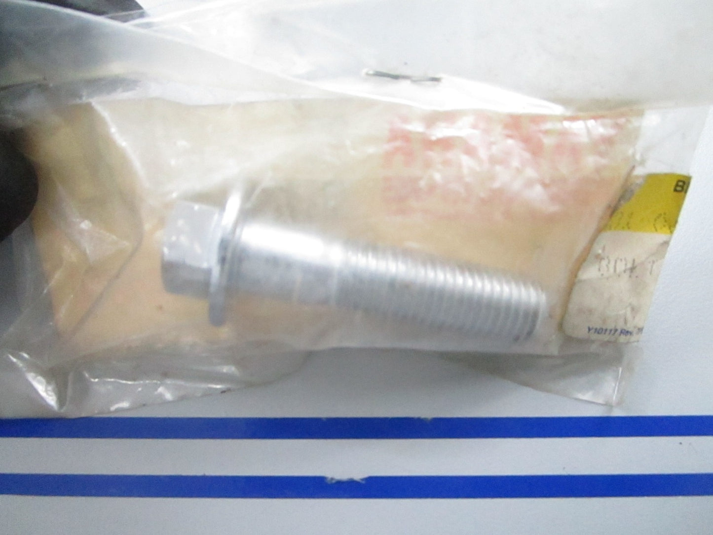 *NEW OEM* 0810 Yamaha Bolt 90109-101A3-00