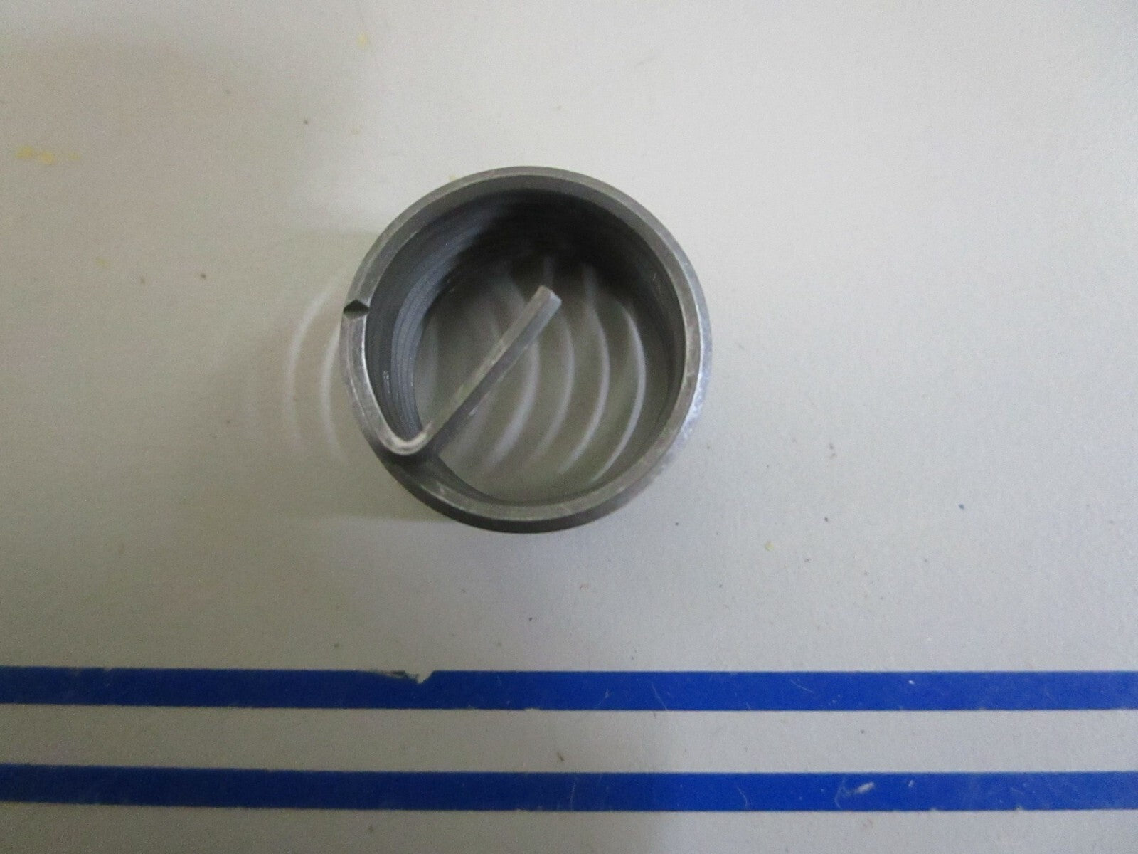 *NEW OEM* 0770 OMC Johnson Evinrude Insert 3852698 03852698