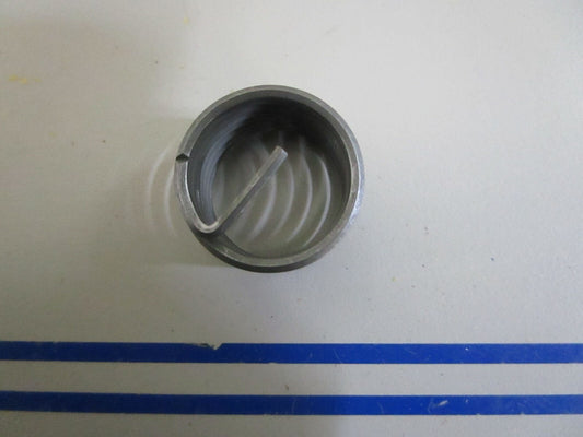 *NEW OEM* 0770 OMC Johnson Evinrude Insert 3852698 03852698