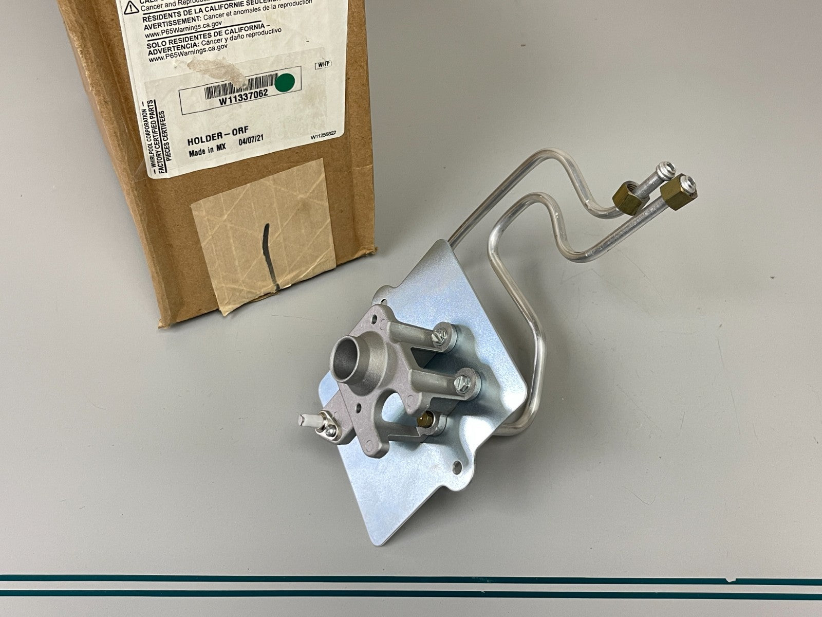 Whirlpool NEW OEM Surface Burner Orifice Holder W11337062 Gas Range Stove 0720