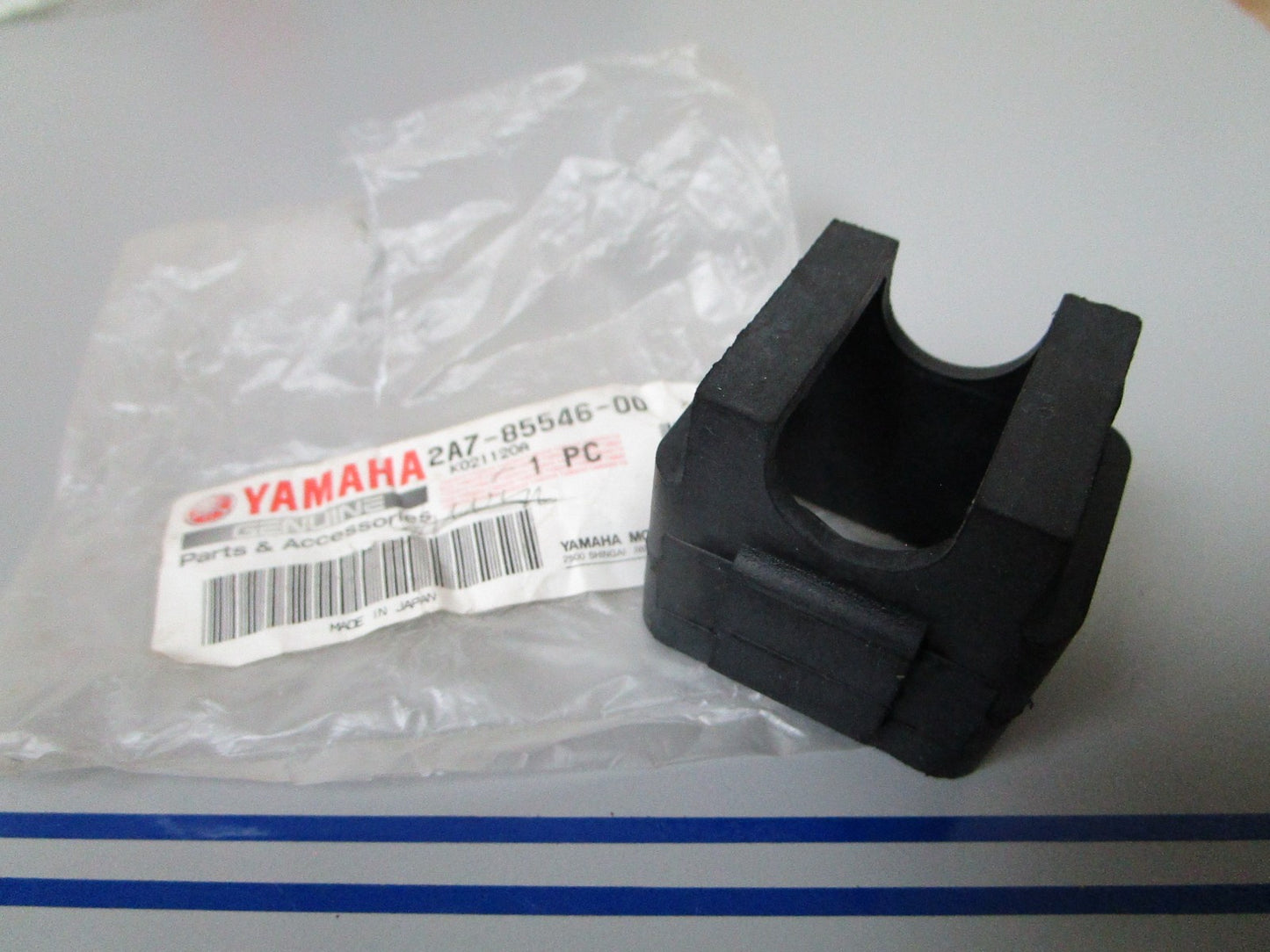 NEW OEM 2A7-85546-00-00 Yamaha Band 0720