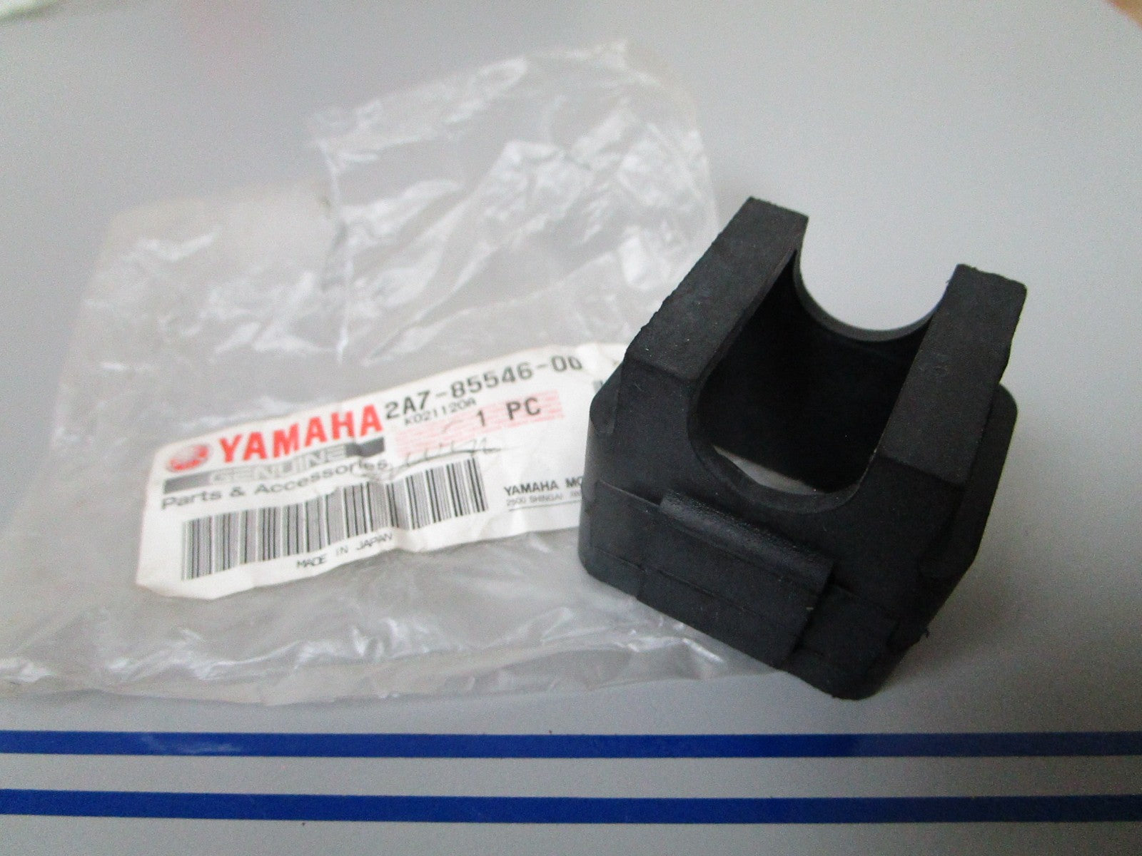 NEW OEM 2A7-85546-00-00 Yamaha Band 0720